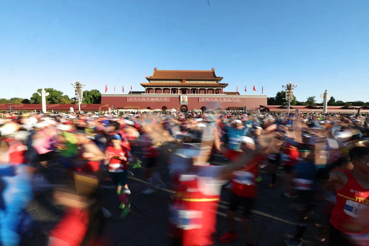 站在新起跑线上的北京马拉松，提供了哪些信号