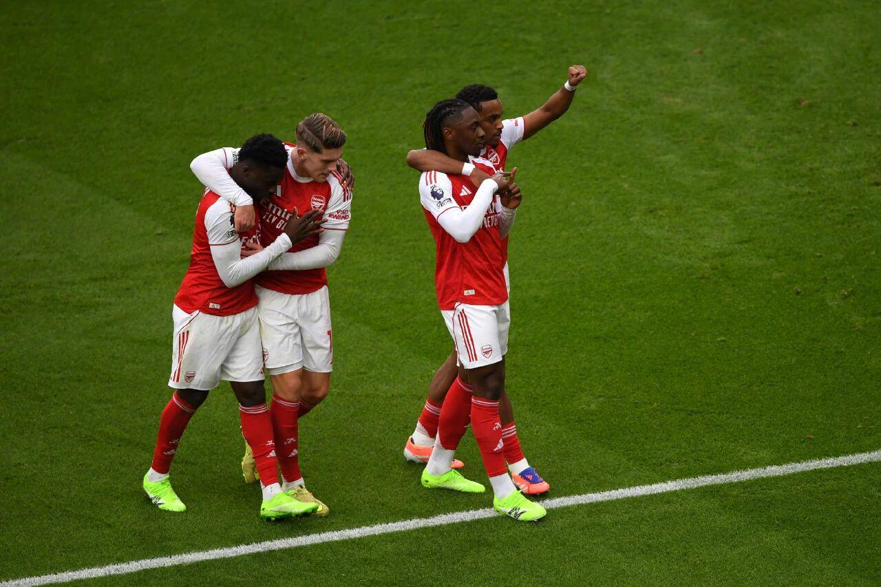 爆冷！英超变天！卫冕冠军+Big6豪强跌出欧冠区，阿森纳稳坐第1