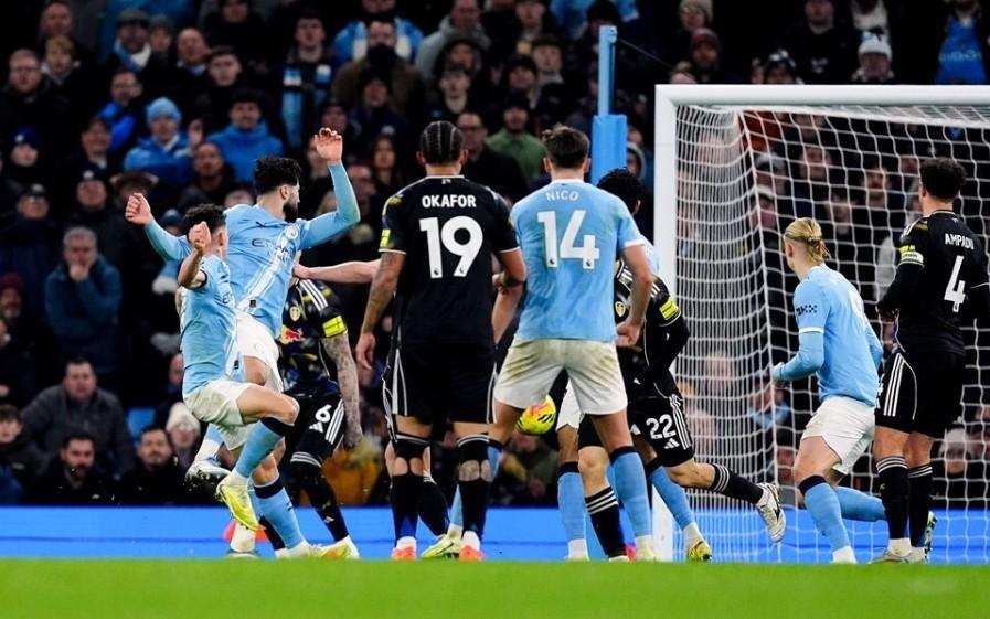 福登神奇一战！1分钟闪击+91分钟绝杀，双响拯救曼城，激情滑跪