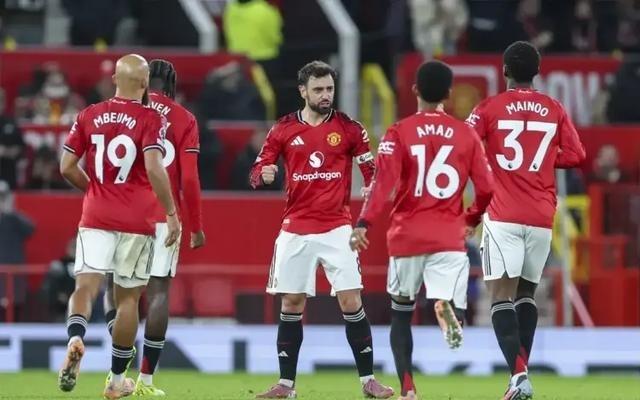 本福斯特：库尼亚太出众了，他和B费这样的球员带领球队前进