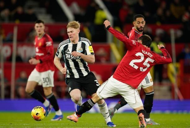 节礼日最喜爱的对手！残阵曼联主场击