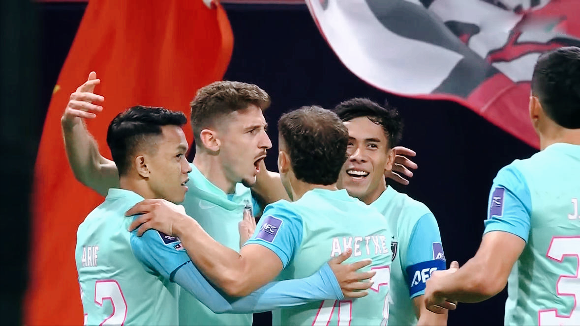 02完败！蓉城也不行！亚冠焦点战：柔佛成