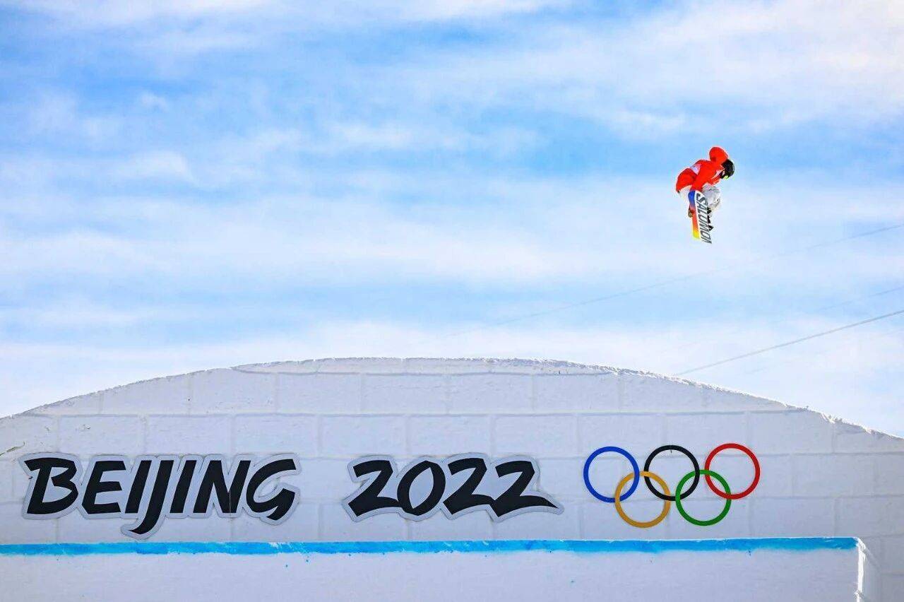 从北京到米兰，运动品牌到了讲述冰雪新故事的时候