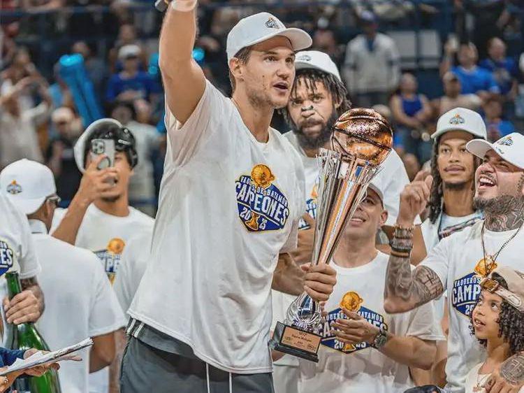 不打了！21年生涯结束！再见，意大利炮