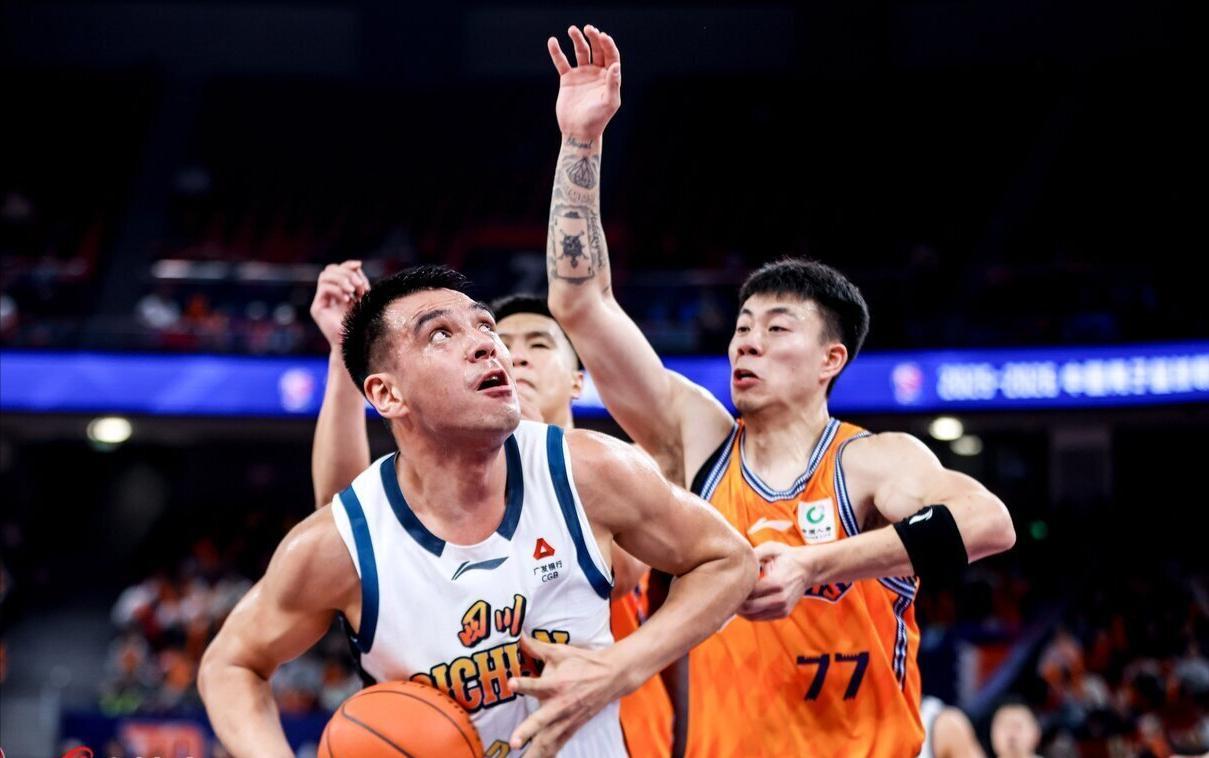 场均2分！男篮国手转会失败，4场比赛被