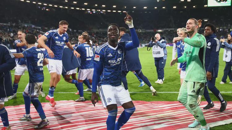 沙尔克04今年能否重返德甲穆斯利奇