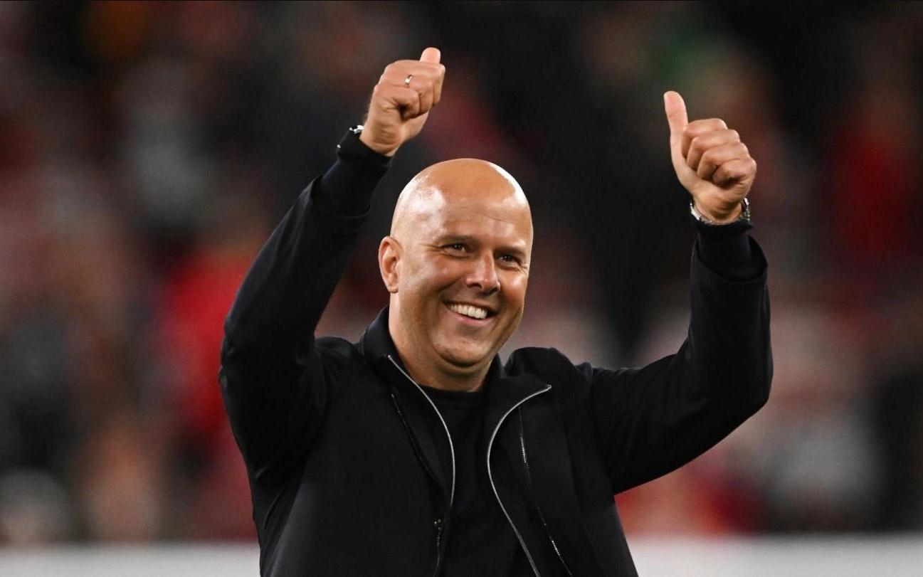 官方：斯洛特获得英格兰西北足球奖2025年度最佳教练奖