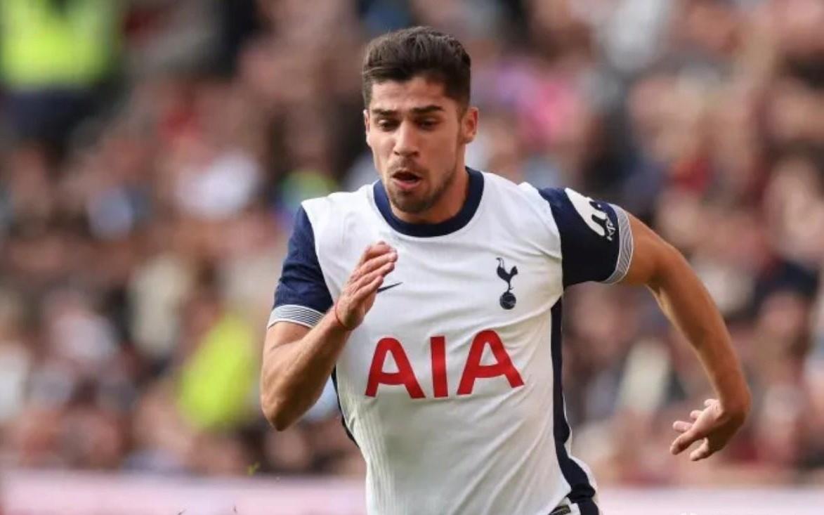 以色列媒体：所罗门在黄潜得不到机会，他想在冬窗停止租借