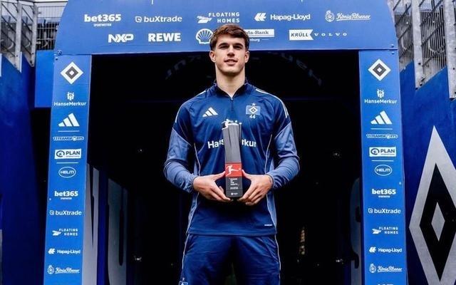 武什科维奇谈拒绝曼城加盟热刺：我认为热刺非常适合我