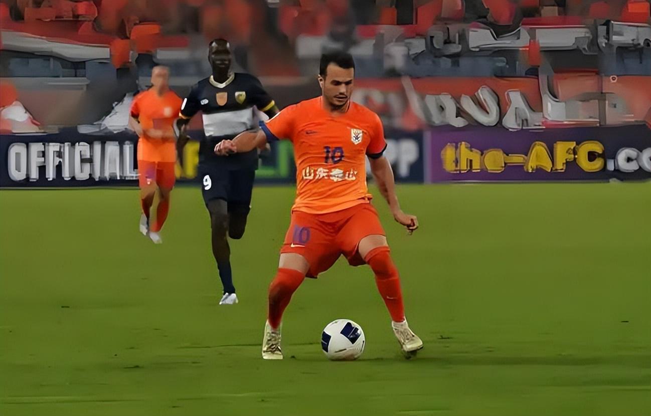 意外！瓦科赛季结束离开鲁能官宣新去向，晒照跟家人一起来法国