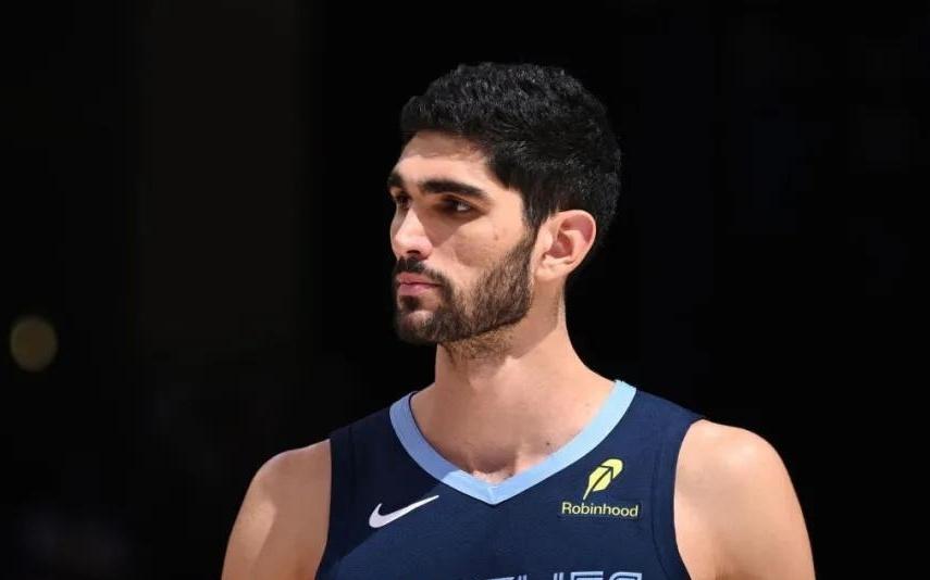 灰熊靠新人补战力，中国篮球应少依赖