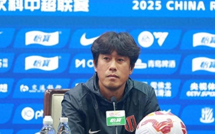 成都蓉城遭绝平让出榜首！徐正源赛后