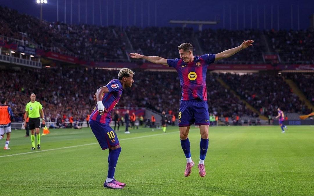 每体：莱万希望再留巴萨一年，他要用进球说服高层