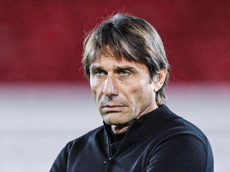 随着那不勒斯10险胜+AC米兰掉链子！