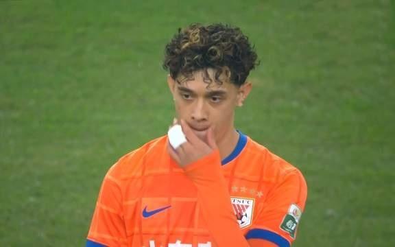 李小恒归队+高准翼复出，泰山出征客场6大后卫齐整为韩鹏拼三分