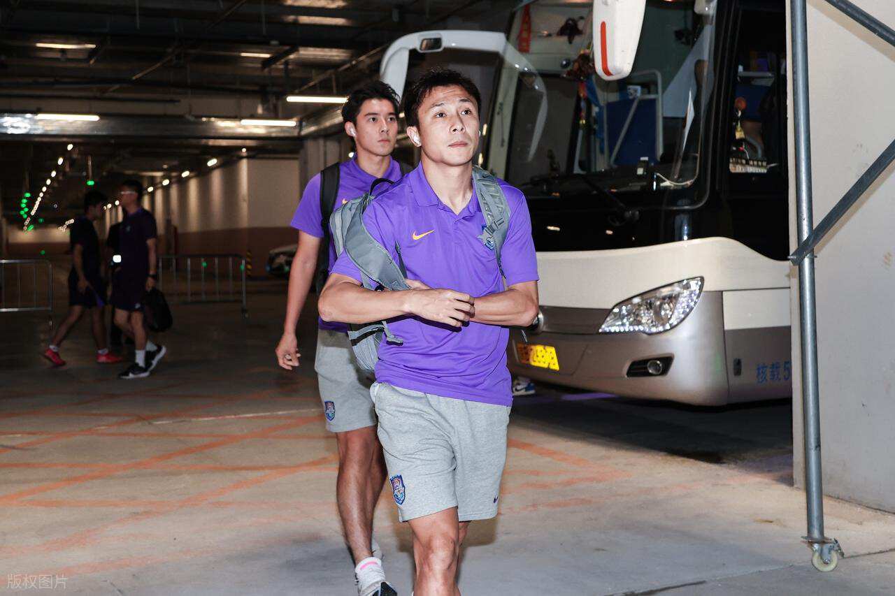 津门虎冬训时迎来多位新援，都来自中