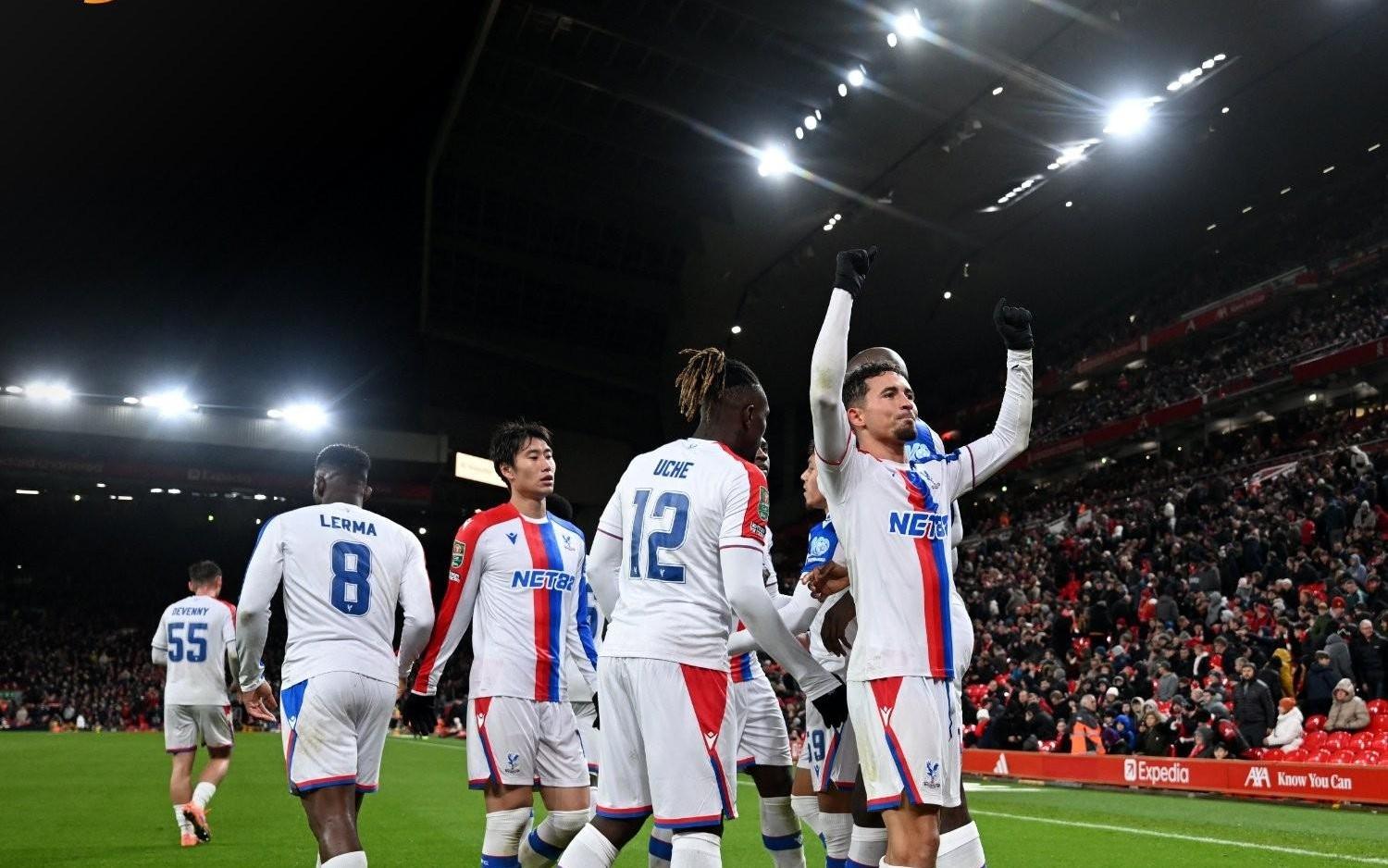 自1934年后，利物浦首次在安菲尔德于