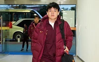 记者：国脚徐彬将于冬窗留洋欧洲