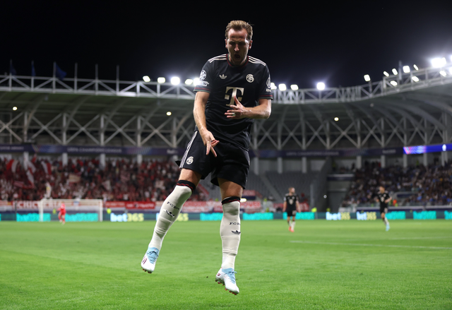 51！凯恩球王附体，9战狂轰17球，奥利塞MVP，拜仁吊打欧冠弱旅