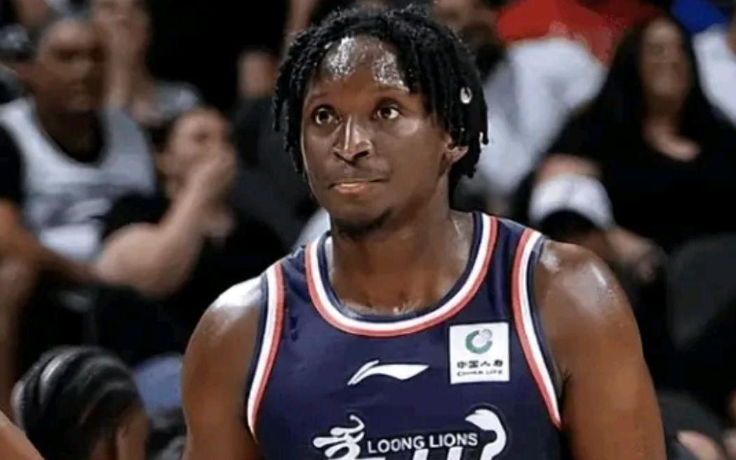 44+5+8+7+2！苦曼巴强势归来！他值得一份NBA合同