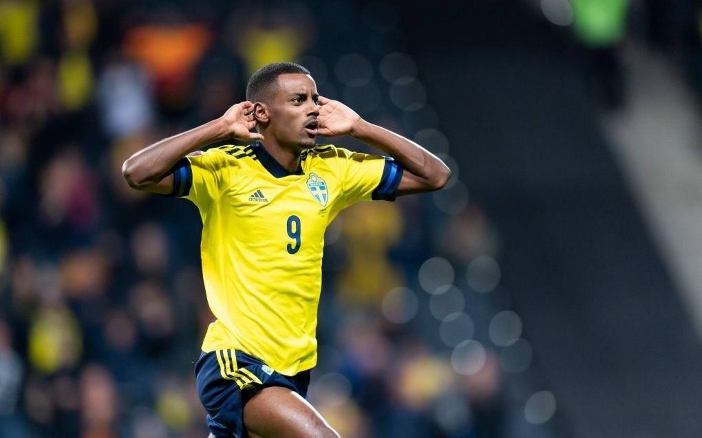 伊萨克：我们确实感受到了压力我已经完全融入了国家队