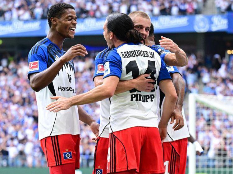 21！41！汉堡结束2688天，双重等待！凯恩戴帽称王，拜仁4连胜