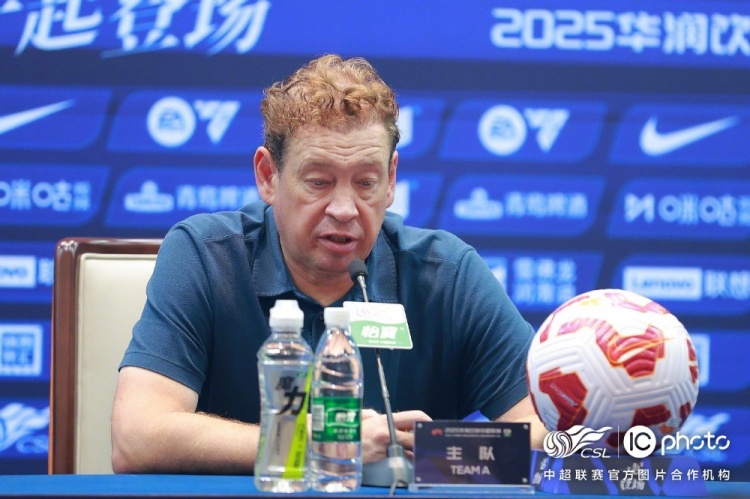 斯卢茨基：今天我们完全掌控了场上局势，今年争冠队数量明显增加