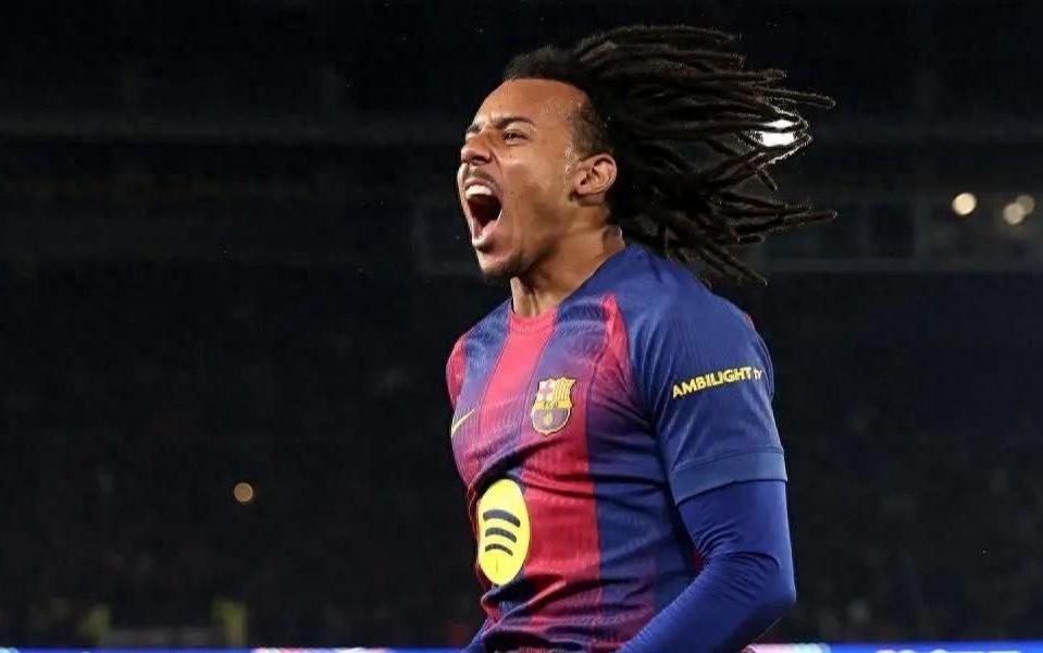 21！后卫铁树开花梅开二度，巴萨21击败