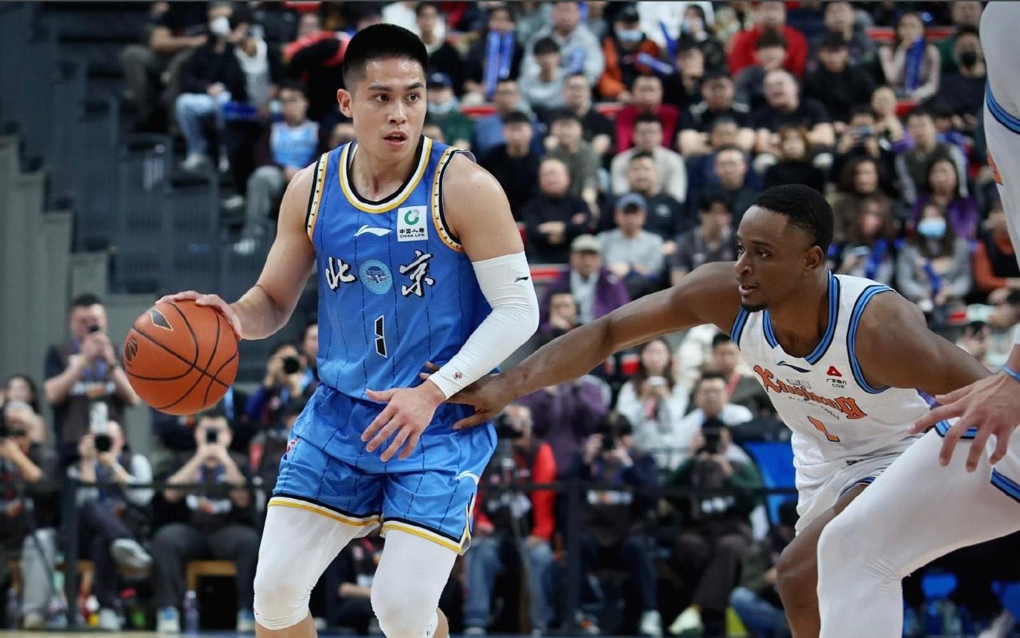 记者：CBA用防守赢球的时代不复返了，现在就看谁进攻强