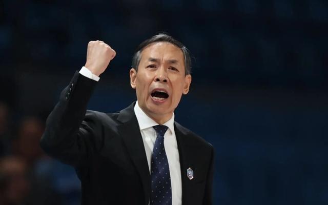 正式官宣！顶级前锋加盟北京首钢，携手