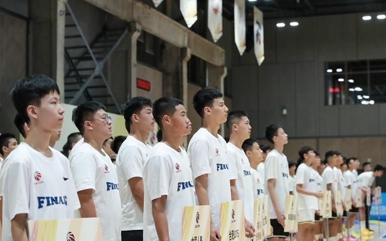 构建青少年篮球人才培育新生态少年CBA全国总决赛在北京首钢园开战
