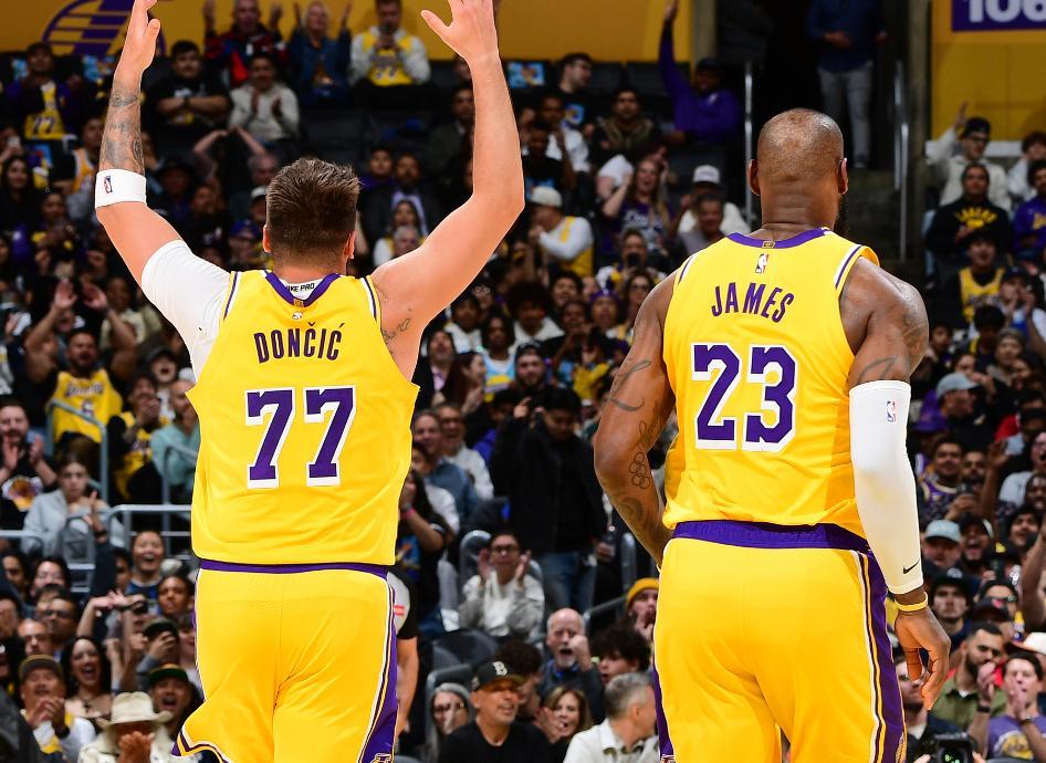 某高管:詹姆斯身体恢复速度已不如从前,他可能12月复出