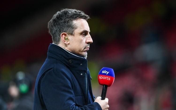 内维尔：在与B费聊天后我改变了对他的看法，他是个很好的人