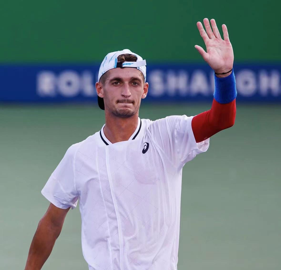 不到半年,提升200位,她在中国本土获得冠军级别一路攀升