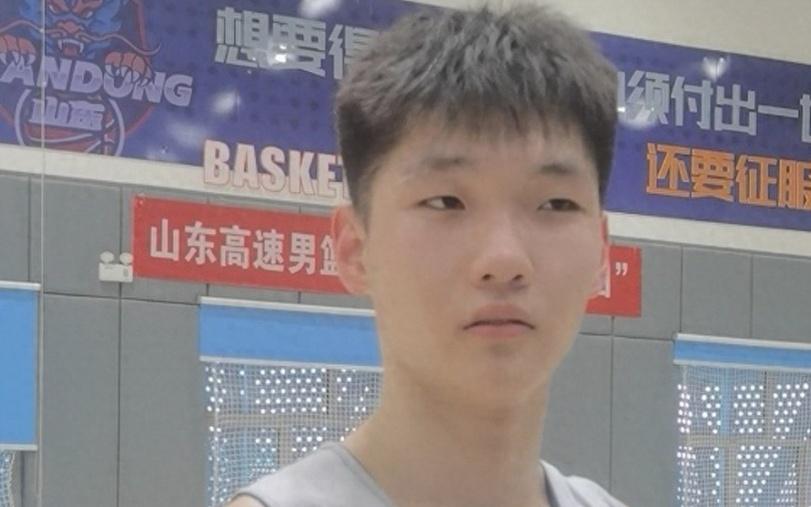 篮协重罚不到48小时！山东男篮作出决定，袁帅崔嘉航应感谢俱乐部