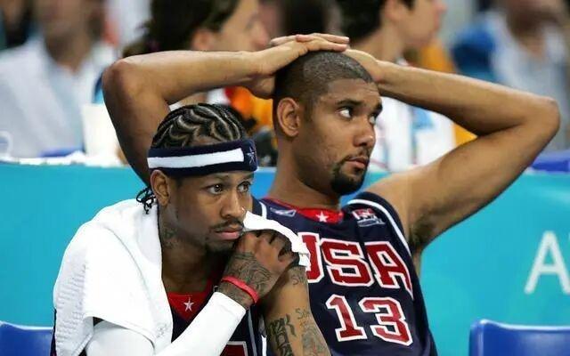 刚刚！詹姆斯提前入选了NBA名人堂！