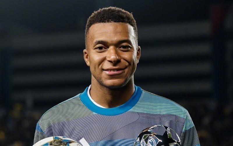 热闻库尔图瓦送助攻，姆巴佩帽子戏法！皇马50客场胜阿拉木图凯拉特