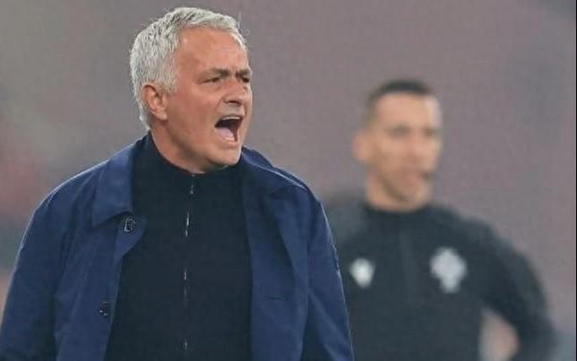 从4连败到2连胜，穆里尼奥带队强势复