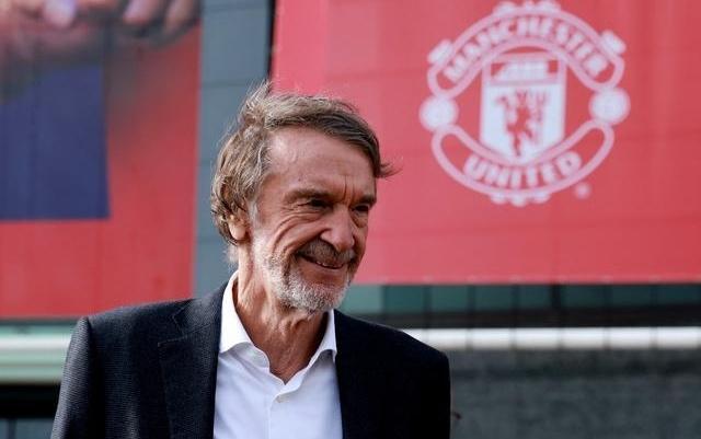电讯报：曼联球迷计划英超对阵阿森纳时，对拉爵和英力士进行抗议