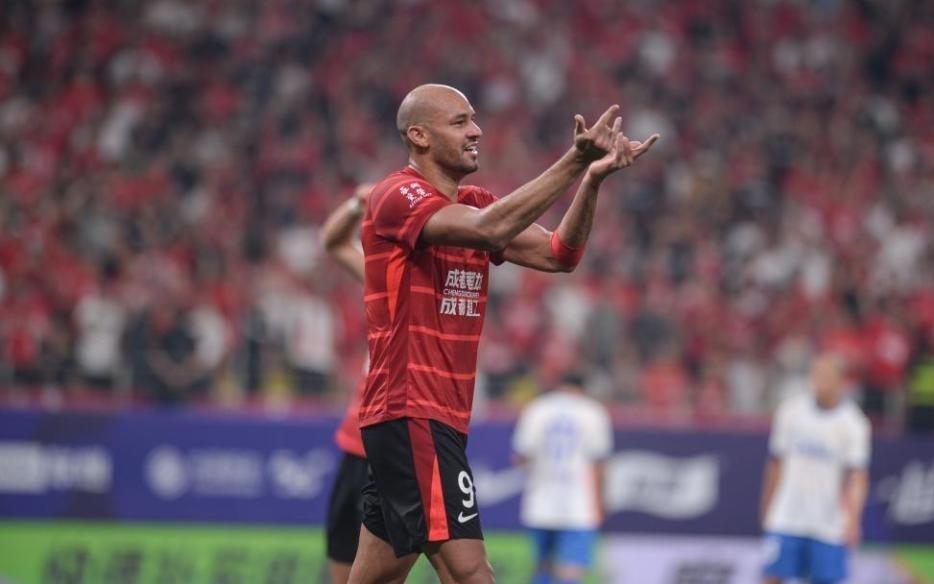 成都蓉城100天不败！错失登顶良机，胜2