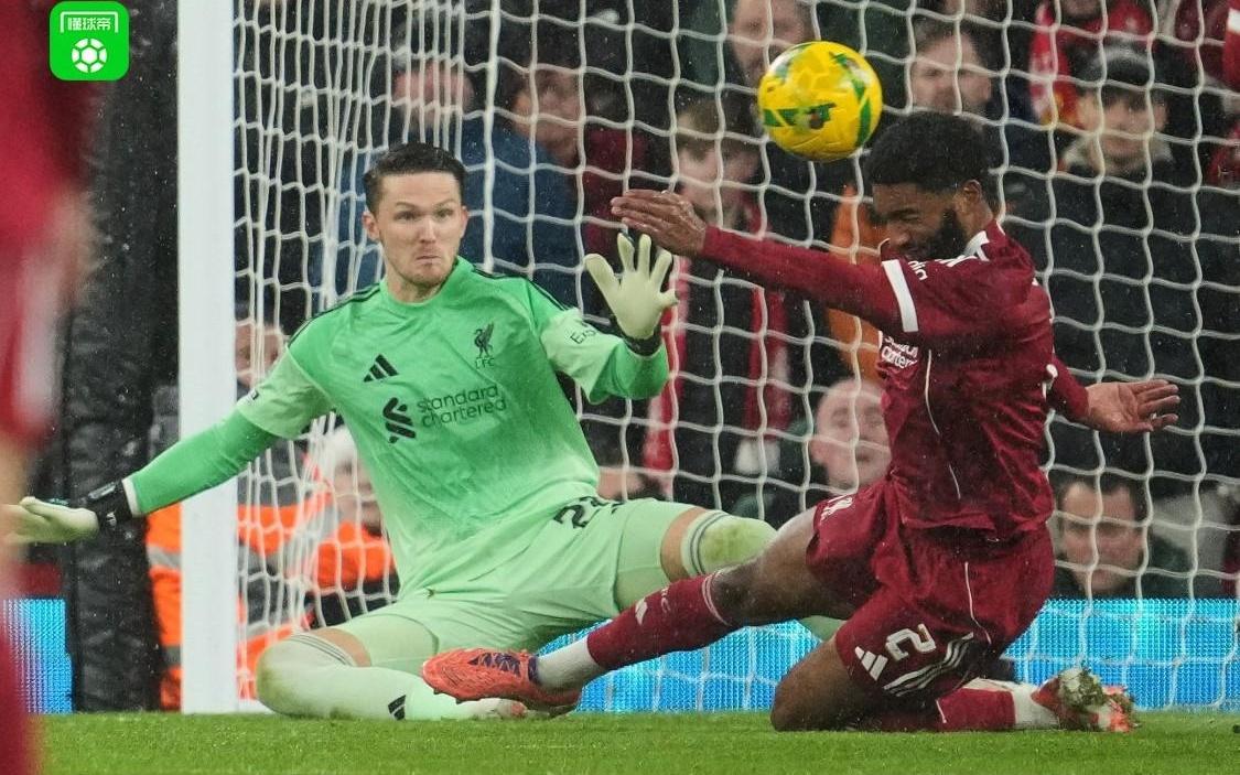 英联杯利物浦03遭水晶宫淘汰，伊斯梅拉萨尔双响，纳洛直红