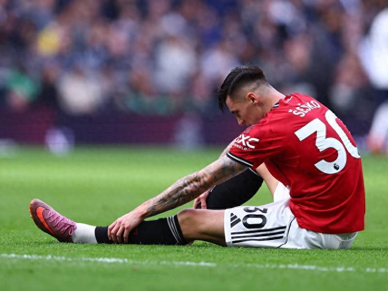 两周！阿莫林透露，曼联三人或提前离队