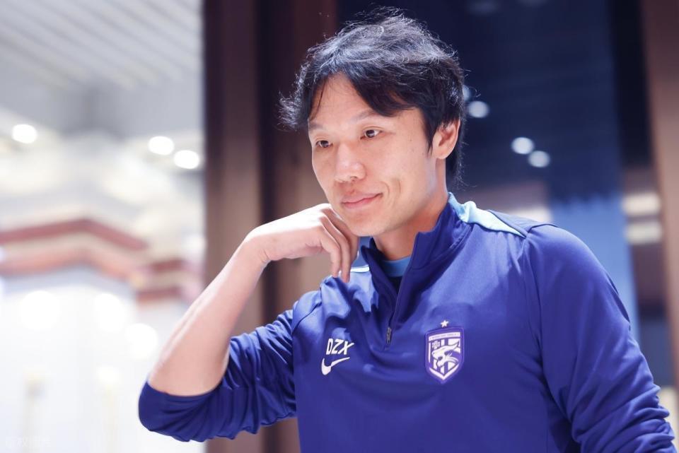 36岁邓卓翔目光呆滞！2场狂丢9球后揽