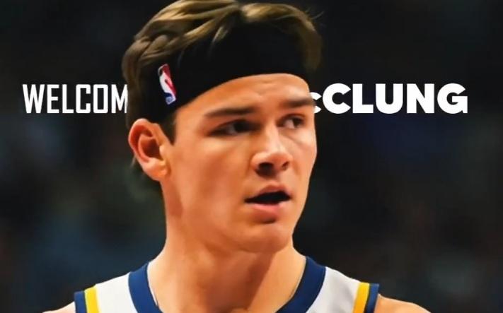 突发伤病!打了3场伤第8个!3届冠军紧急加盟,生涯最后机会了