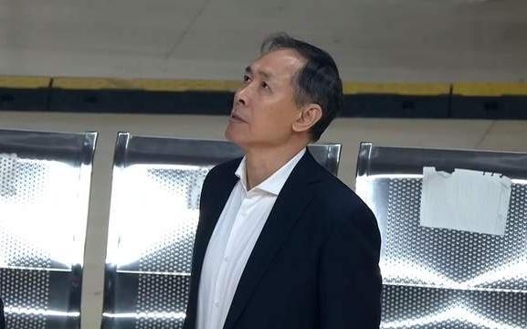 3分惜败，北京男篮1胜3负杯赛收官翟晓川6投全中新星14+6受重用