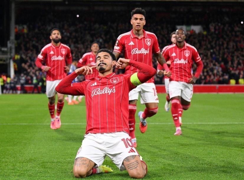 终于赢球了!诺丁汉森林三个月内换三任主帅,这一次结束十场不胜