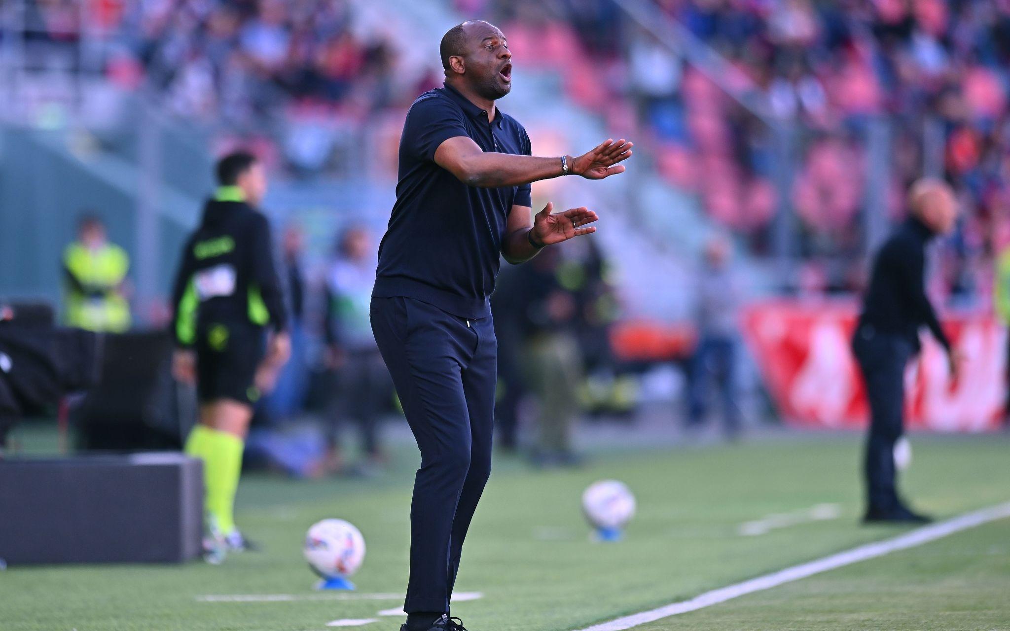 维埃拉：客场拿到1分让我们骄傲，球队的目标是尽快拿40分