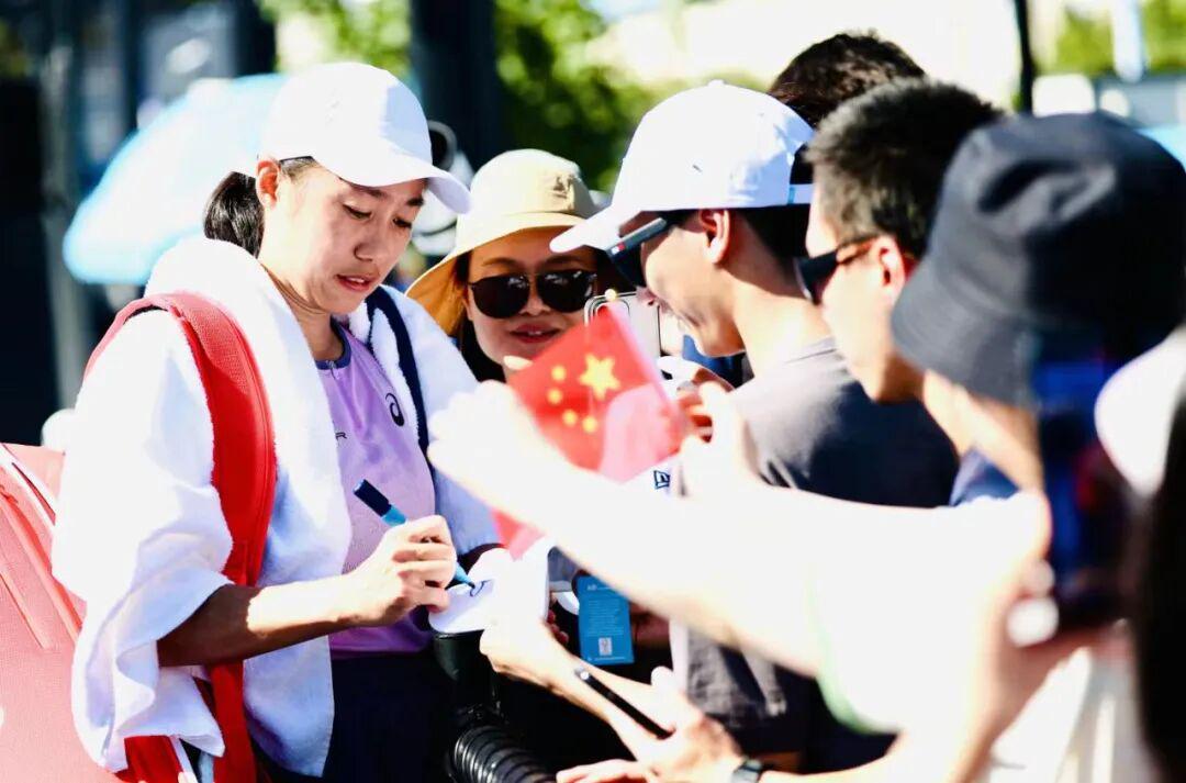 张帅重返TOP90发表励志小作文，不退赛昂热原因引发打工人共鸣