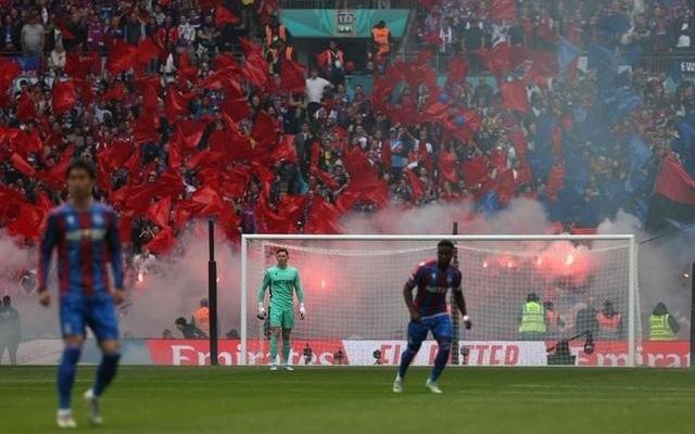 水晶宫近4次主场对曼联取得两胜，且