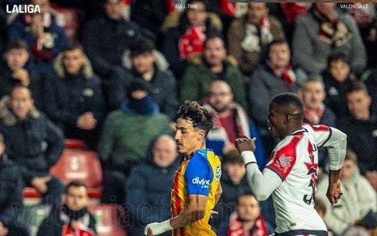 早报瓦尔迪梅开二度，博洛尼亚1比3克雷莫纳